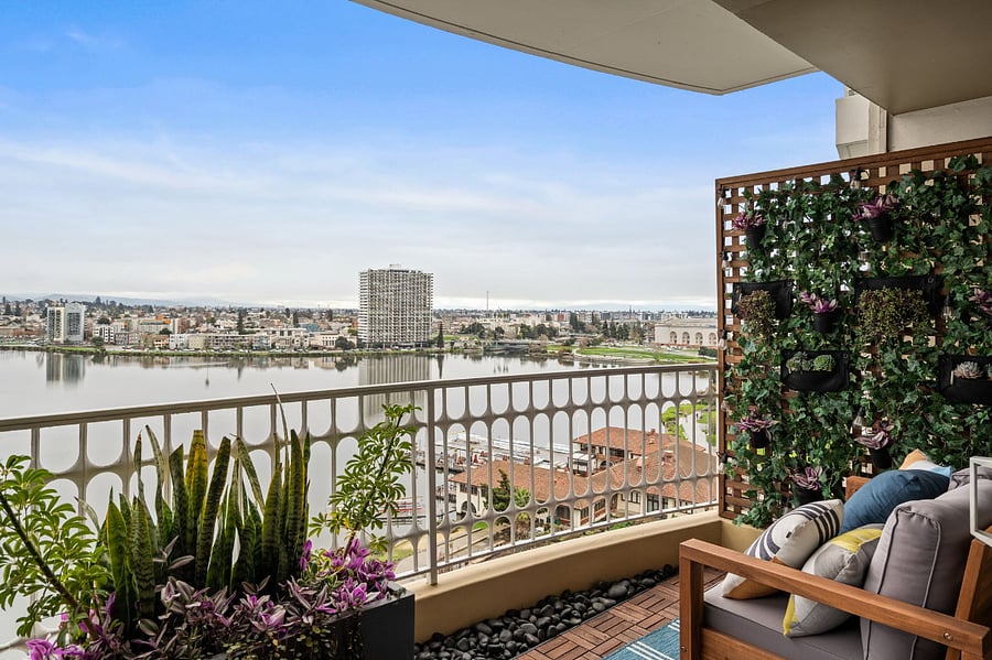 Front Balcony Views (15th Floor). Settle down with a glass of wine or morning coffee from the outdoor couch.