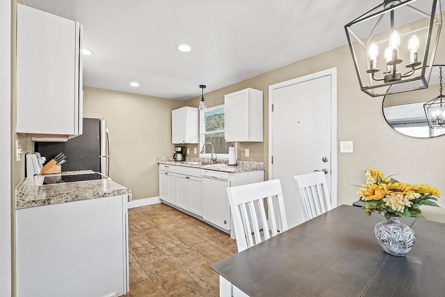 Furnished Finder property 649537_1 photo 9