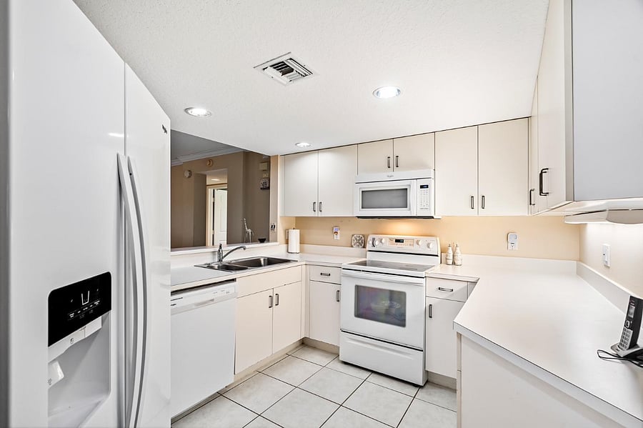 Furnished Finder property 649639_1 photo 8