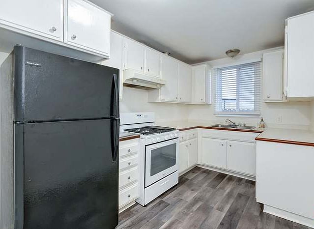 Furnished Finder property 649700_1 photo 12