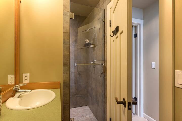 Furnished Finder property 649742_1 photo 16