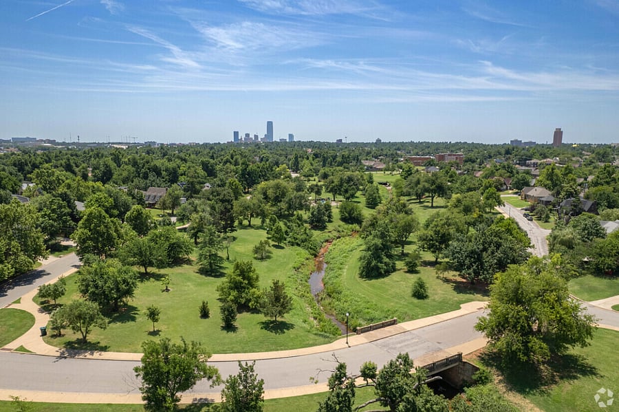 Blocks from Edgemere Park!