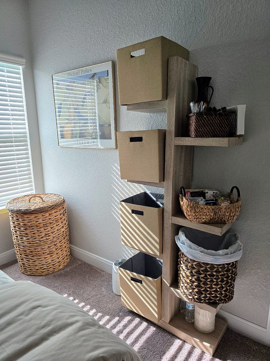 Plenty of Storage to keep all your belongings together.
