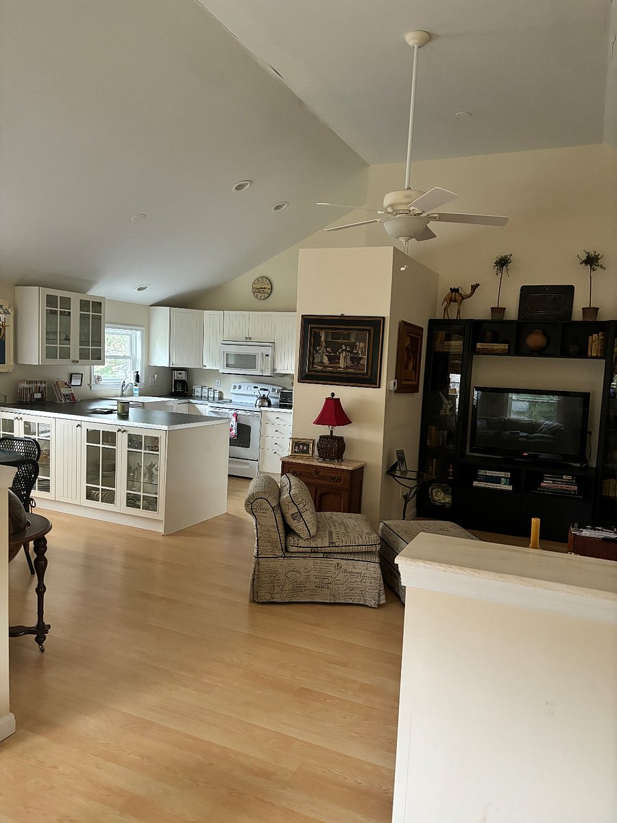 Furnished Finder property 649821_1 photo 3