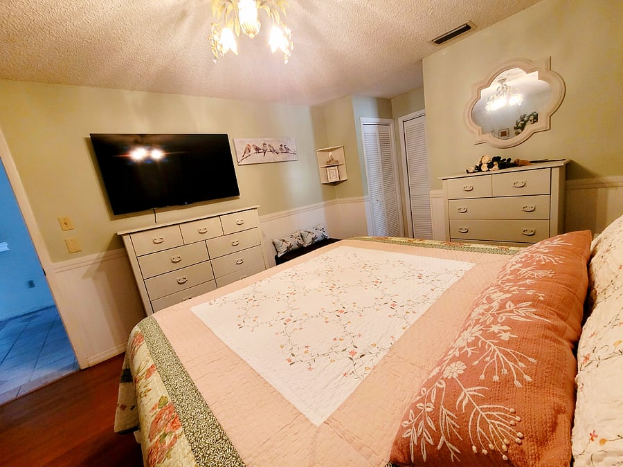 Furnished Finder property 649834_1 photo 8