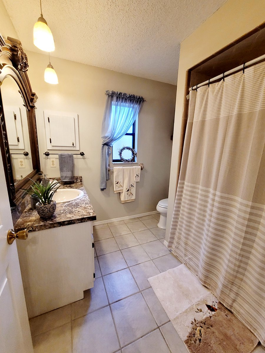 Furnished Finder property 649834_1 photo 12
