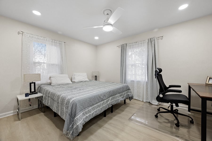 main Br w king size, 12 inch hybrid foam mattress, bed frame wasn't in this photo but it is included now, of course!