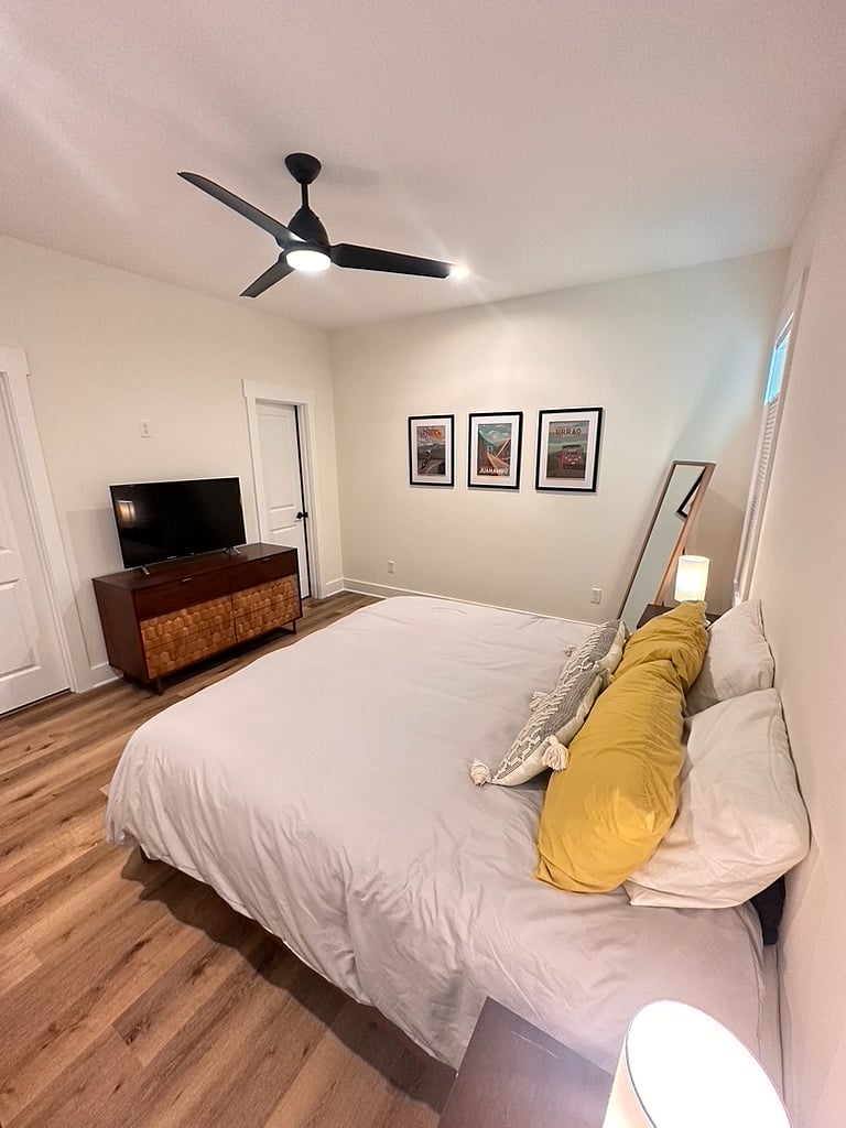 Smart TV in room