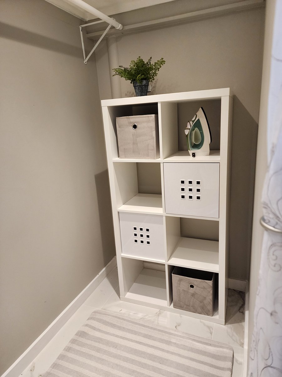 Walk-in closet