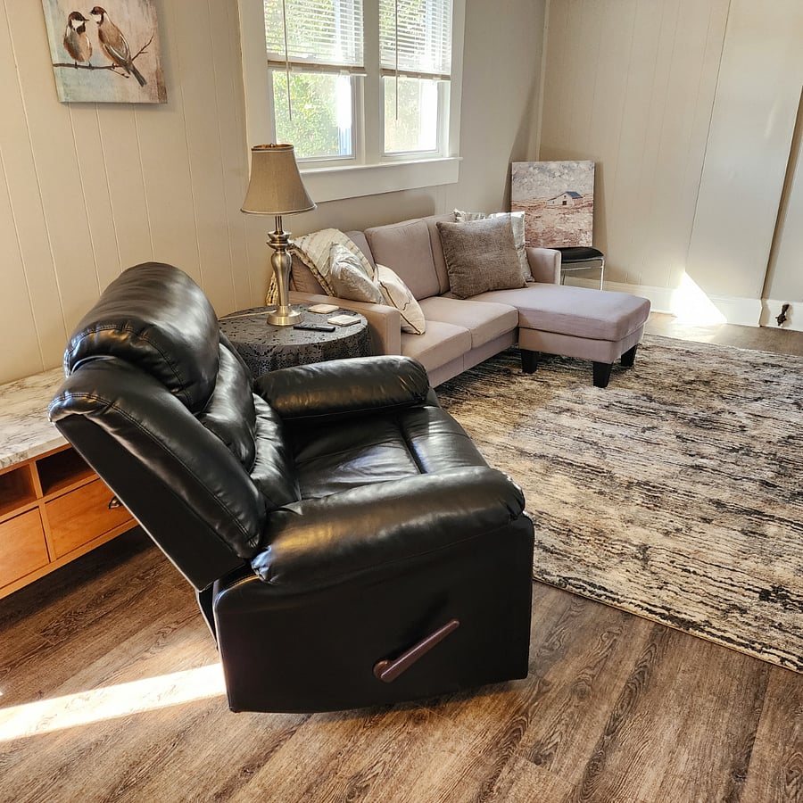Furnished Finder property 650035_1 photo 3