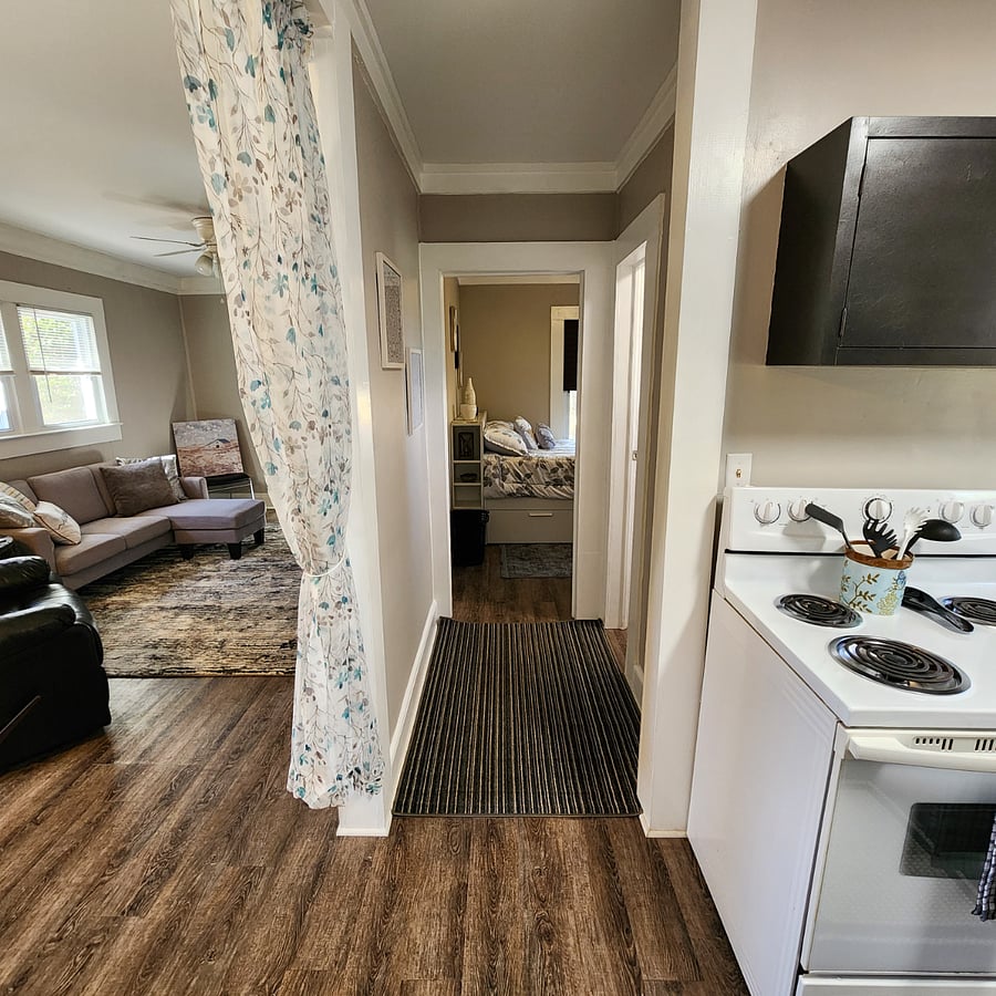 Furnished Finder property 650035_1 photo 6