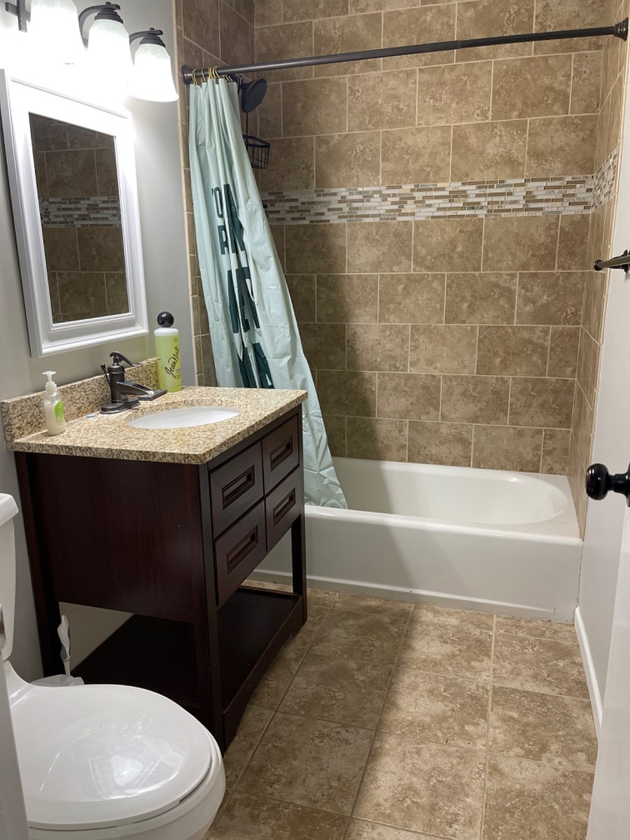 Bathroom 2 main floor