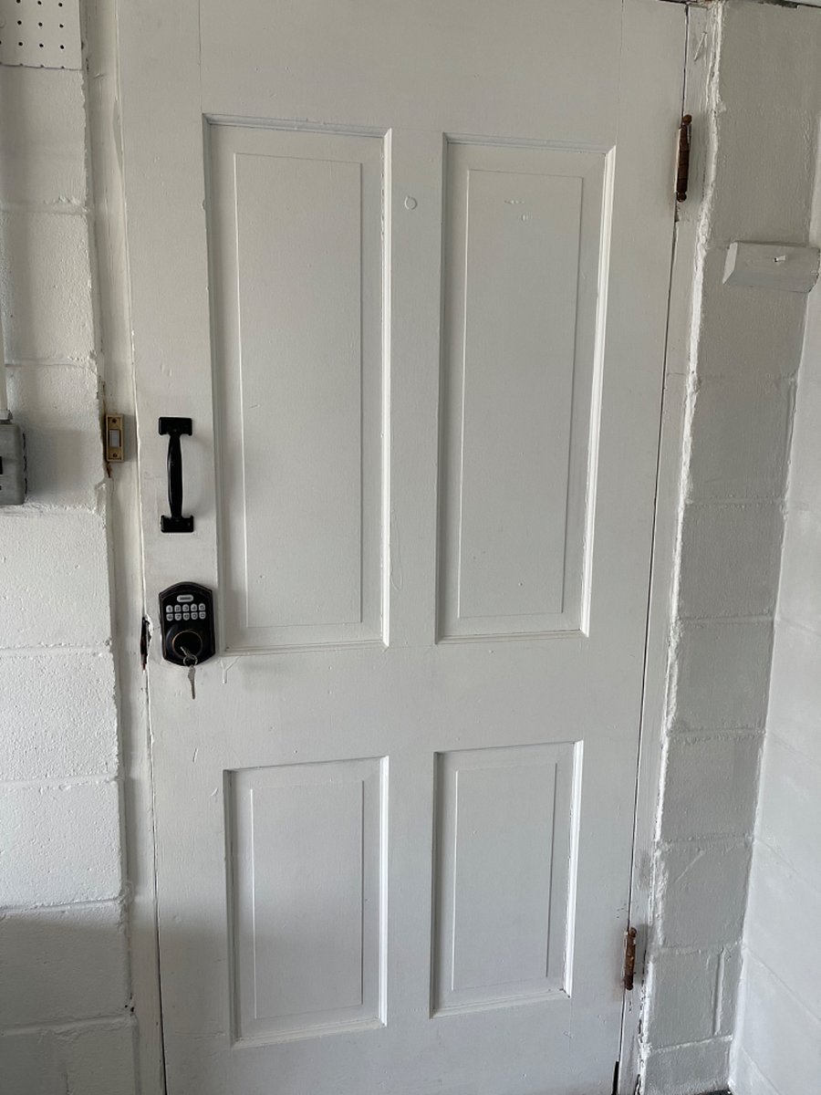 Key lock door access to the lower unit