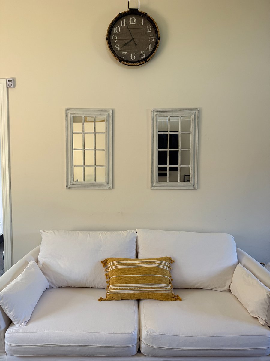 Furnished Finder property 650100_1 photo 7