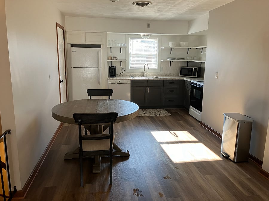 Furnished Finder property 650139_1 photo 2