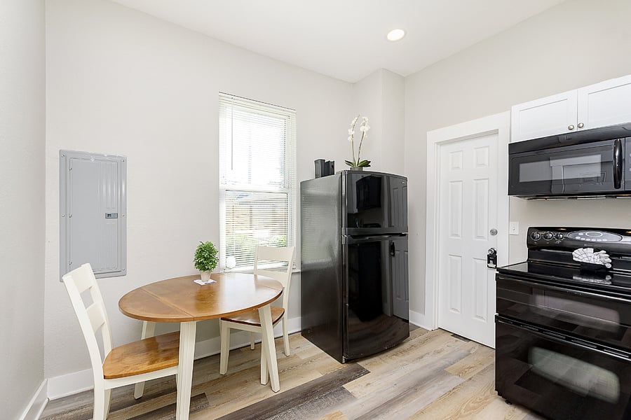 Furnished Finder property 650149_1 photo 14