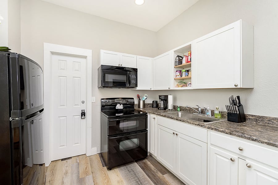 Furnished Finder property 650149_1 photo 15