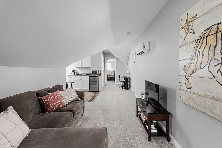 Furnished Finder property 650149_2 photo 15