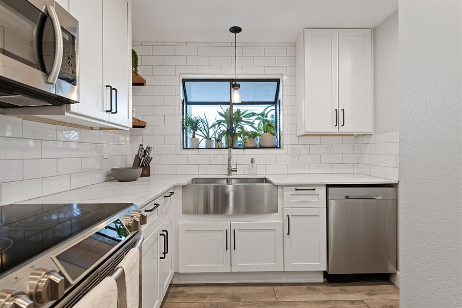 Furnished Finder property 650314_1 photo 12