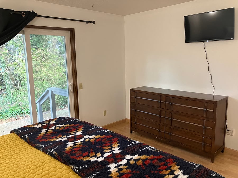 Furnished Finder property 650350_1 photo 18
