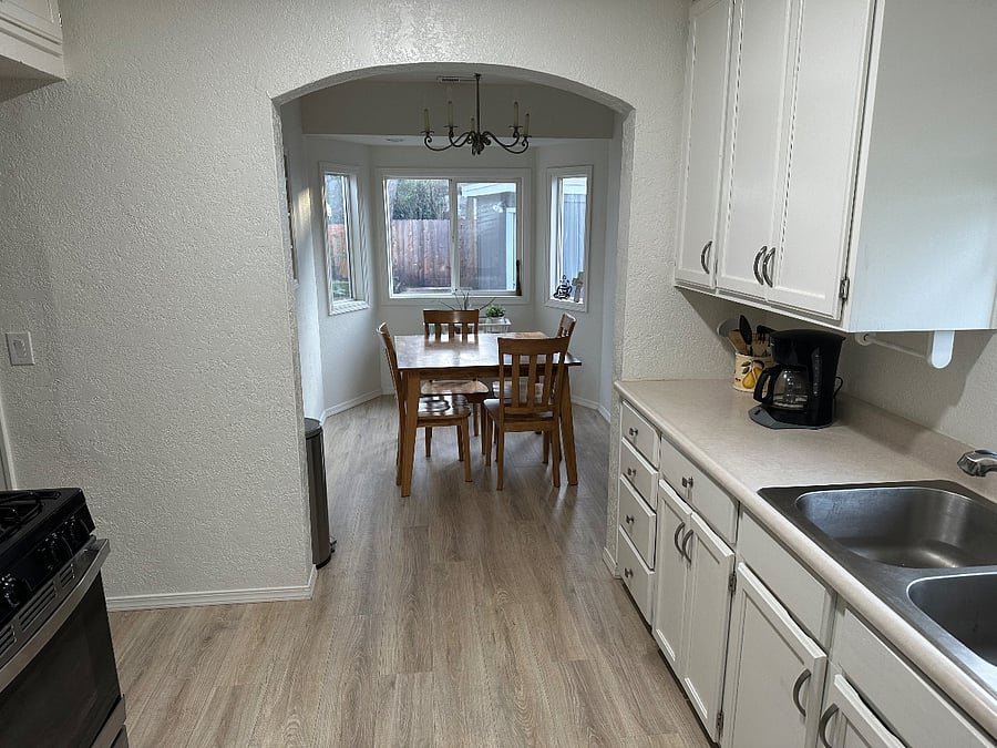 Furnished Finder property 650370_1 photo 7