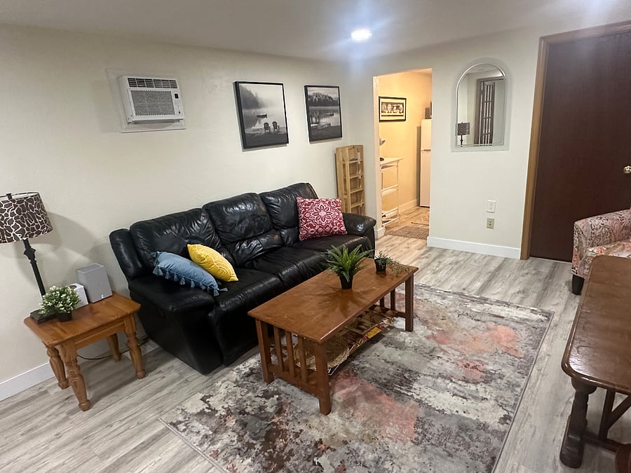 Furnished Finder property 650370_2 photo 11