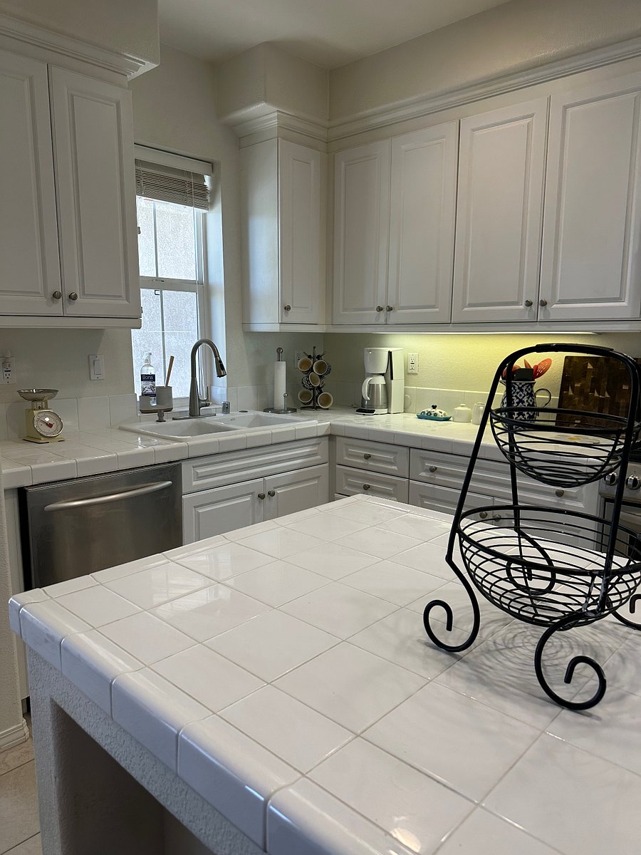 Furnished Finder property 650385_1 photo 6