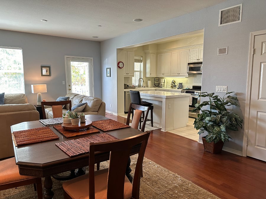 Furnished Finder property 650385_1 photo 12