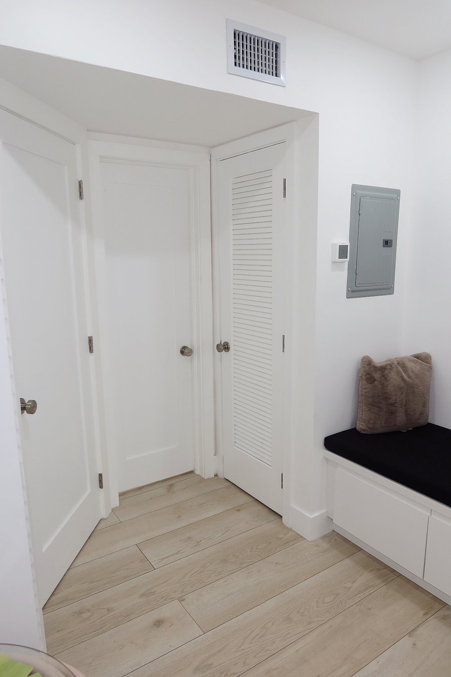 Furnished Finder property 650422_1 photo 12