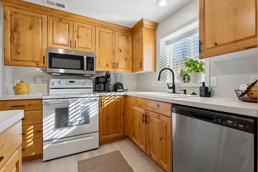 Furnished Finder property 650467_1 photo 9