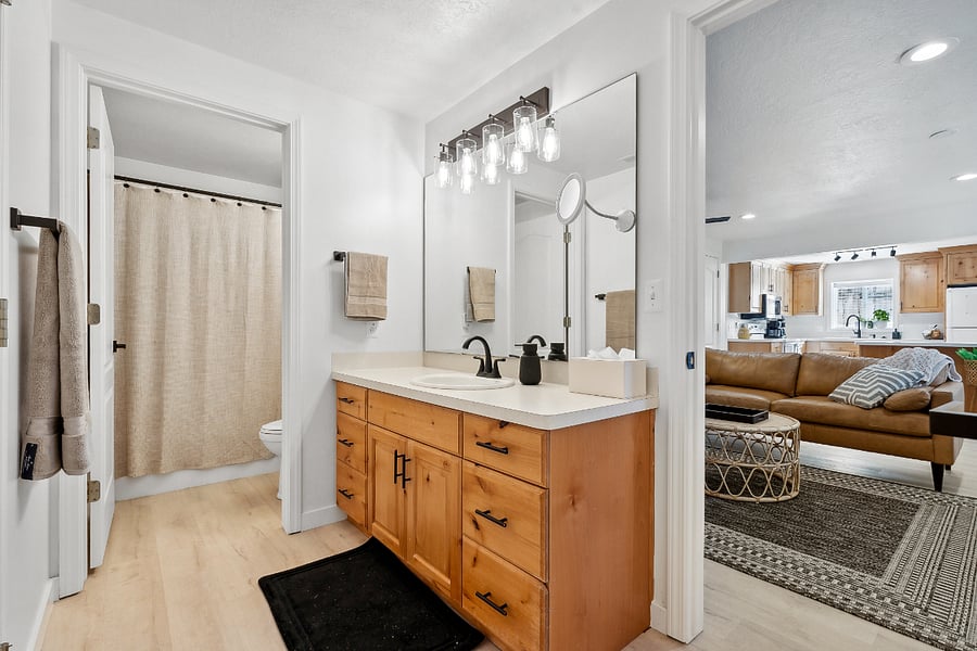 Furnished Finder property 650467_1 photo 18