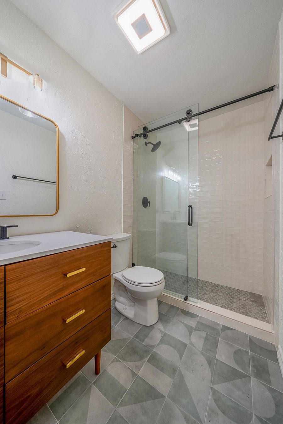 Furnished Finder property 650492_1 photo 13