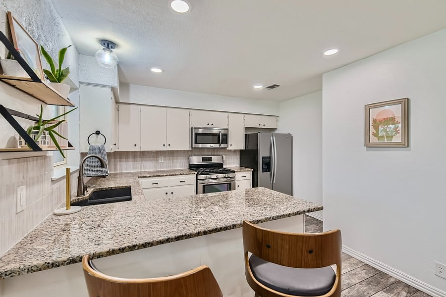 Furnished Finder property 650492_1 photo 9