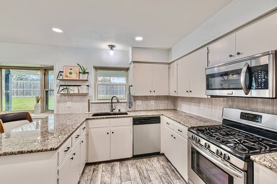 Furnished Finder property 650492_1 photo 10