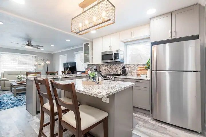 Furnished Finder property 650503_1 photo 17