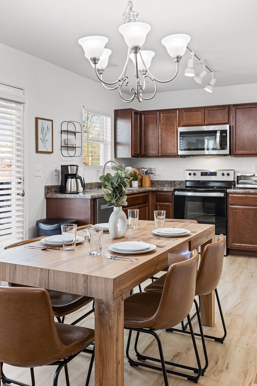 Furnished Finder property 650615_1 photo 14