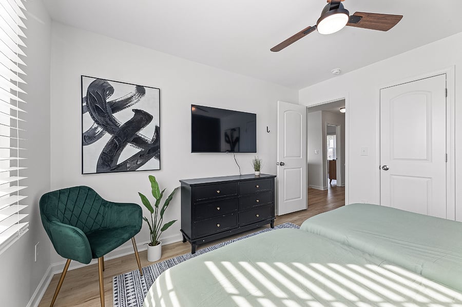 Furnished Finder property 650615_1 photo 33