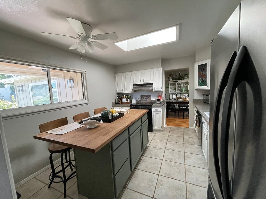 Furnished Finder property 650635_1 photo 3