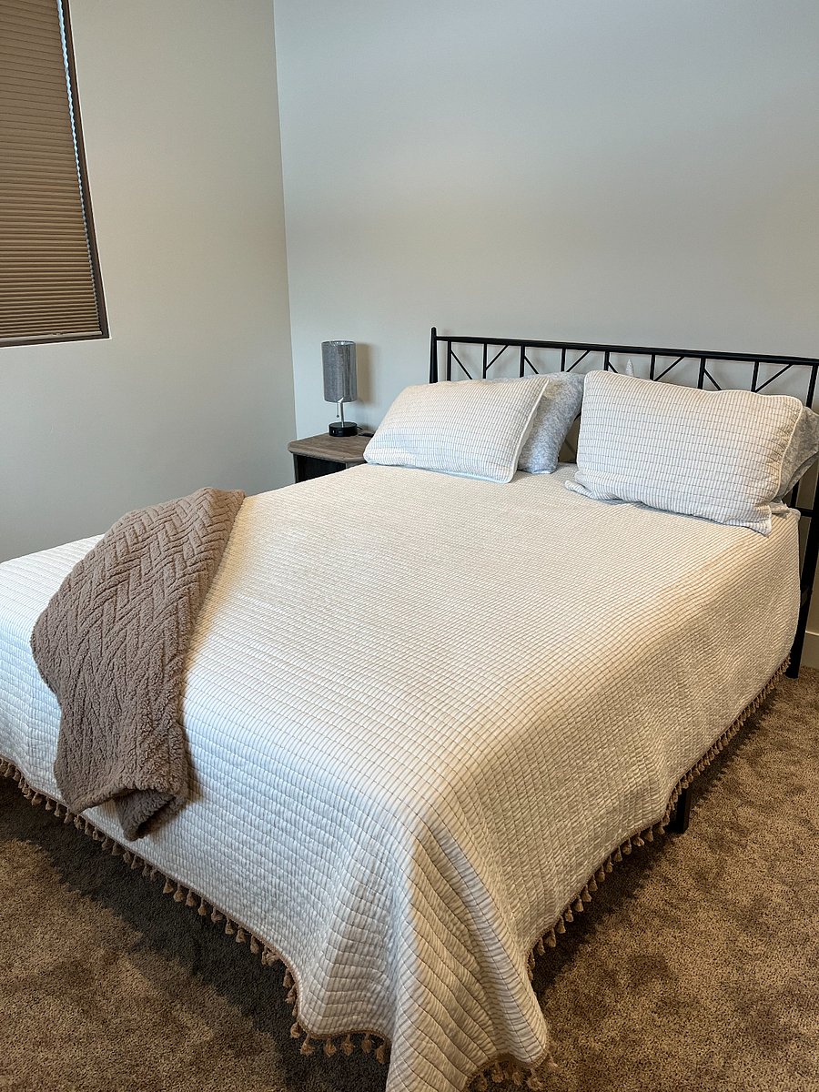 Furnished Finder property 650651_1 photo 4