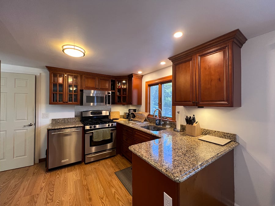 Furnished Finder property 650705_1 photo 12