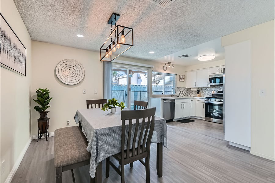 Furnished Finder property 650707_1 photo 22