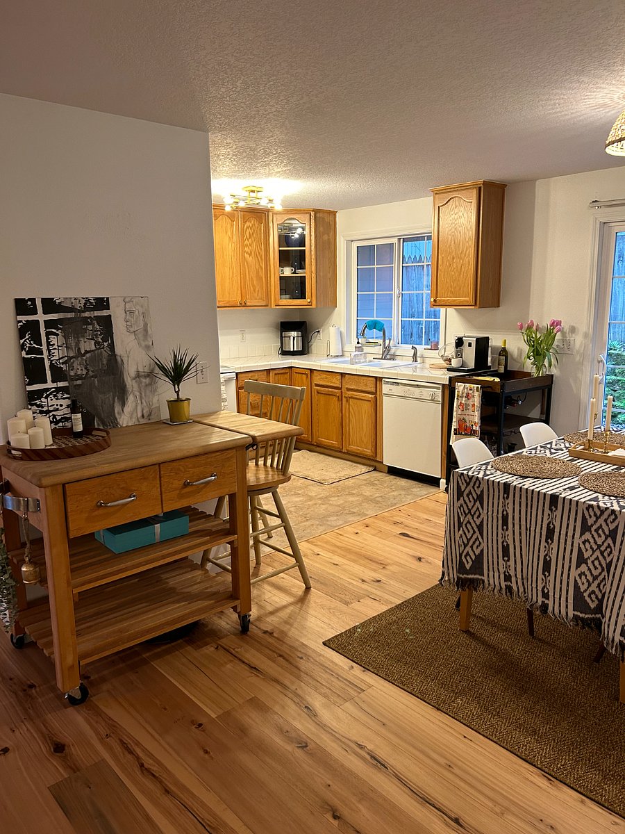 Furnished Finder property 650710_1 photo 6
