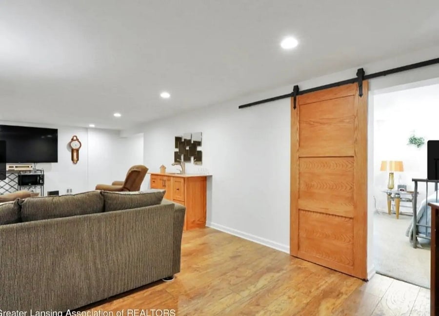 Furnished Finder property 650715_1 photo 8