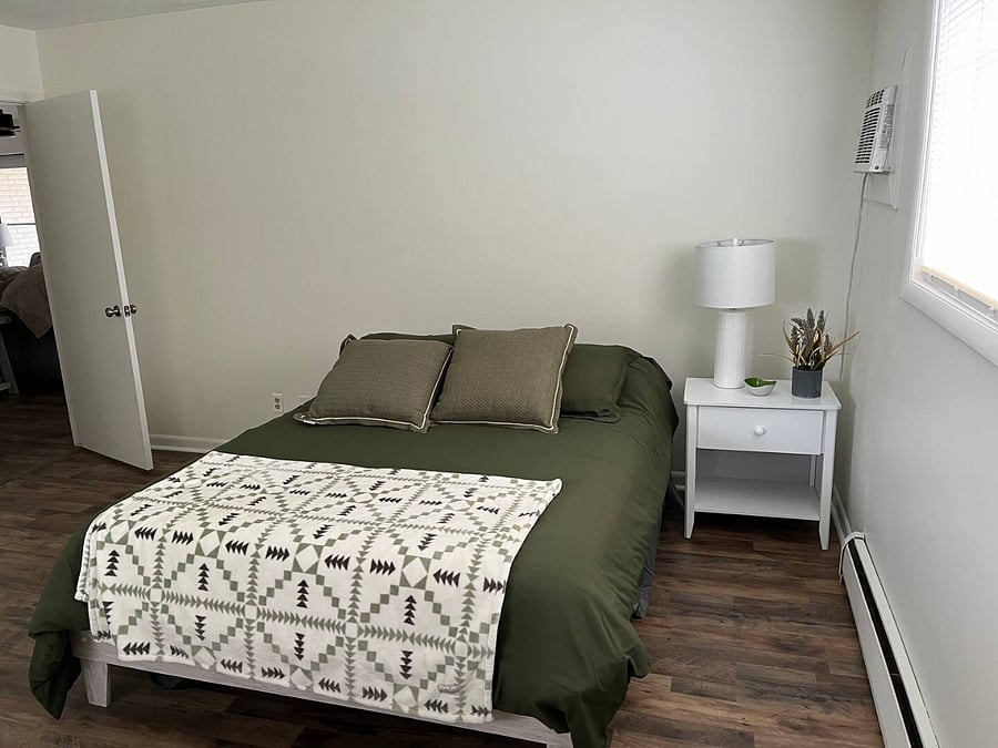 Furnished Finder property 650715_2 photo 8