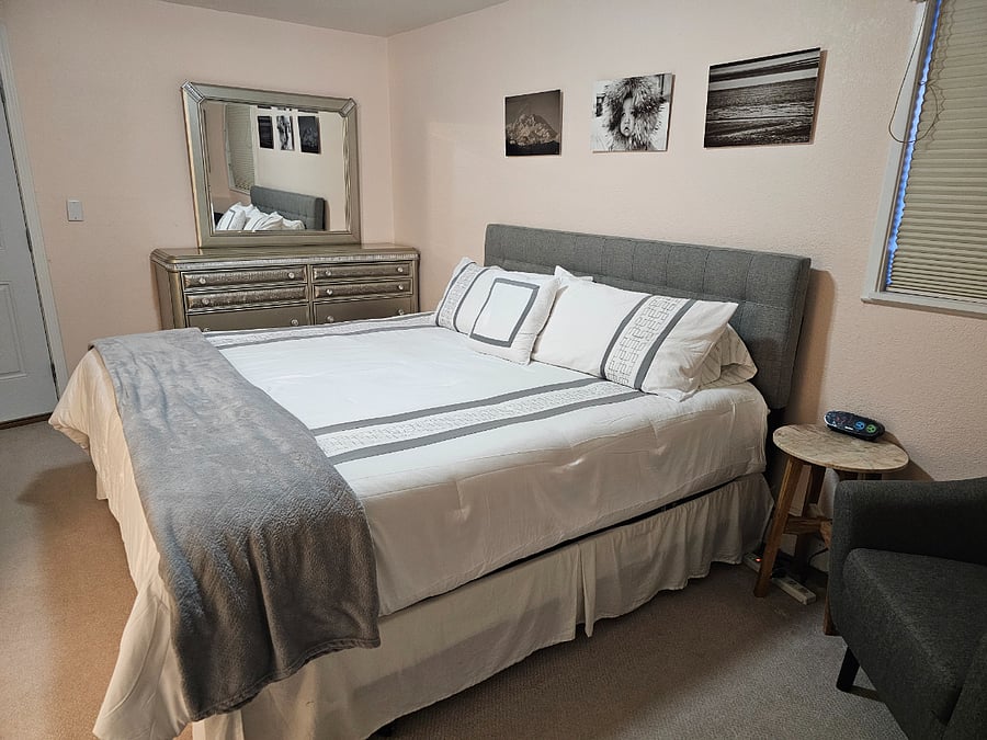 Furnished Finder property 650720_1 photo 8