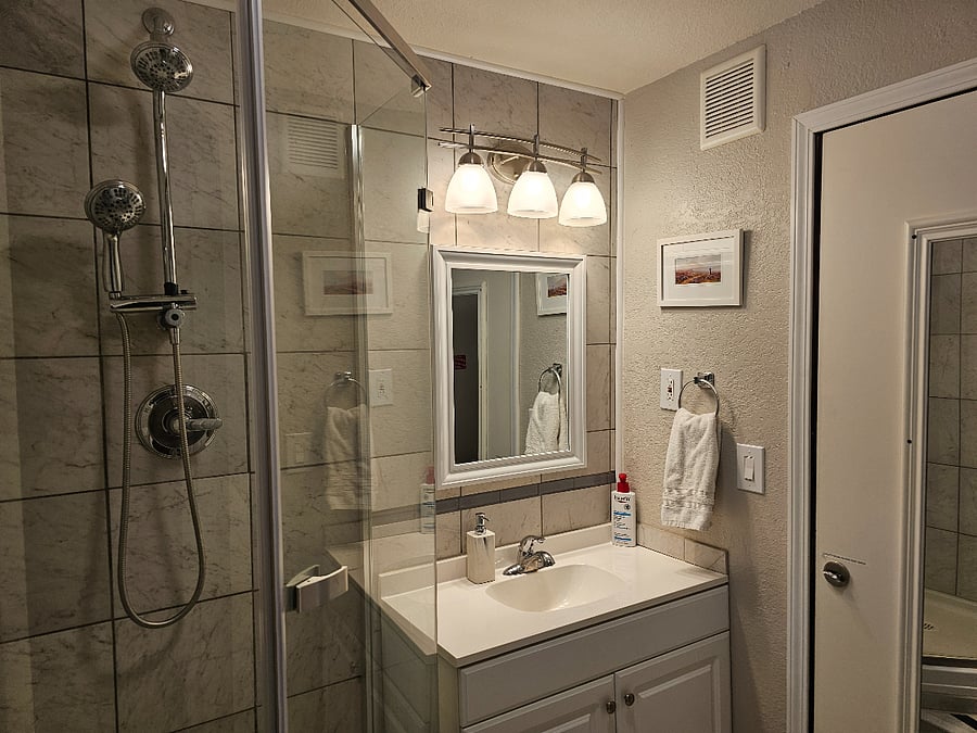 Furnished Finder property 650720_1 photo 12