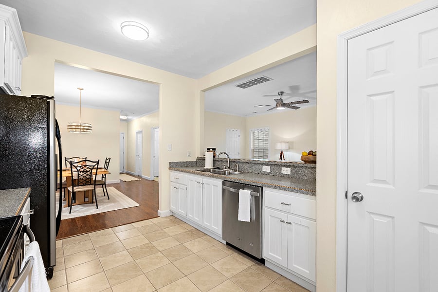 Furnished Finder property 650780_1 photo 5