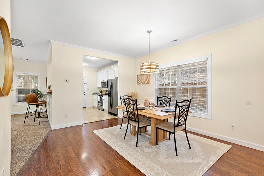 Furnished Finder property 650780_1 photo 3