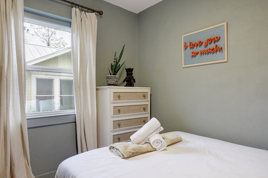 Furnished Finder property 650790_1 photo 17