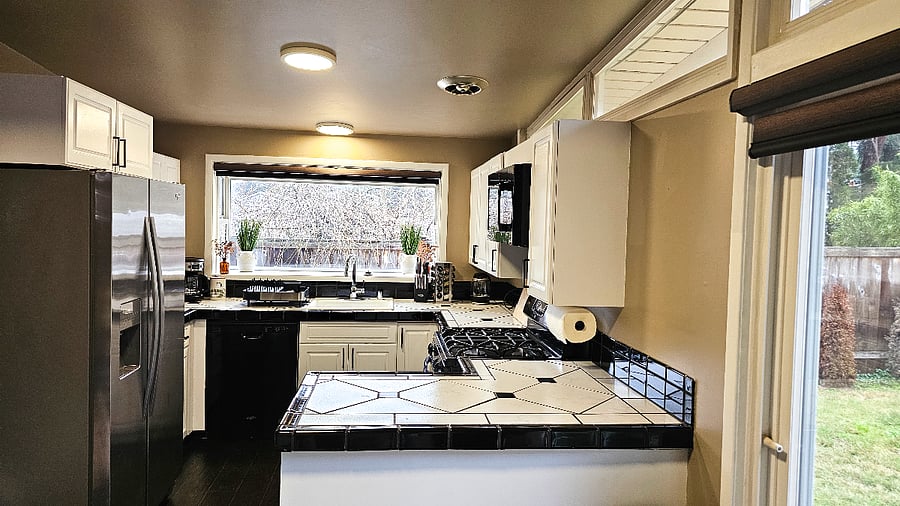 Furnished Finder property 650836_1 photo 18
